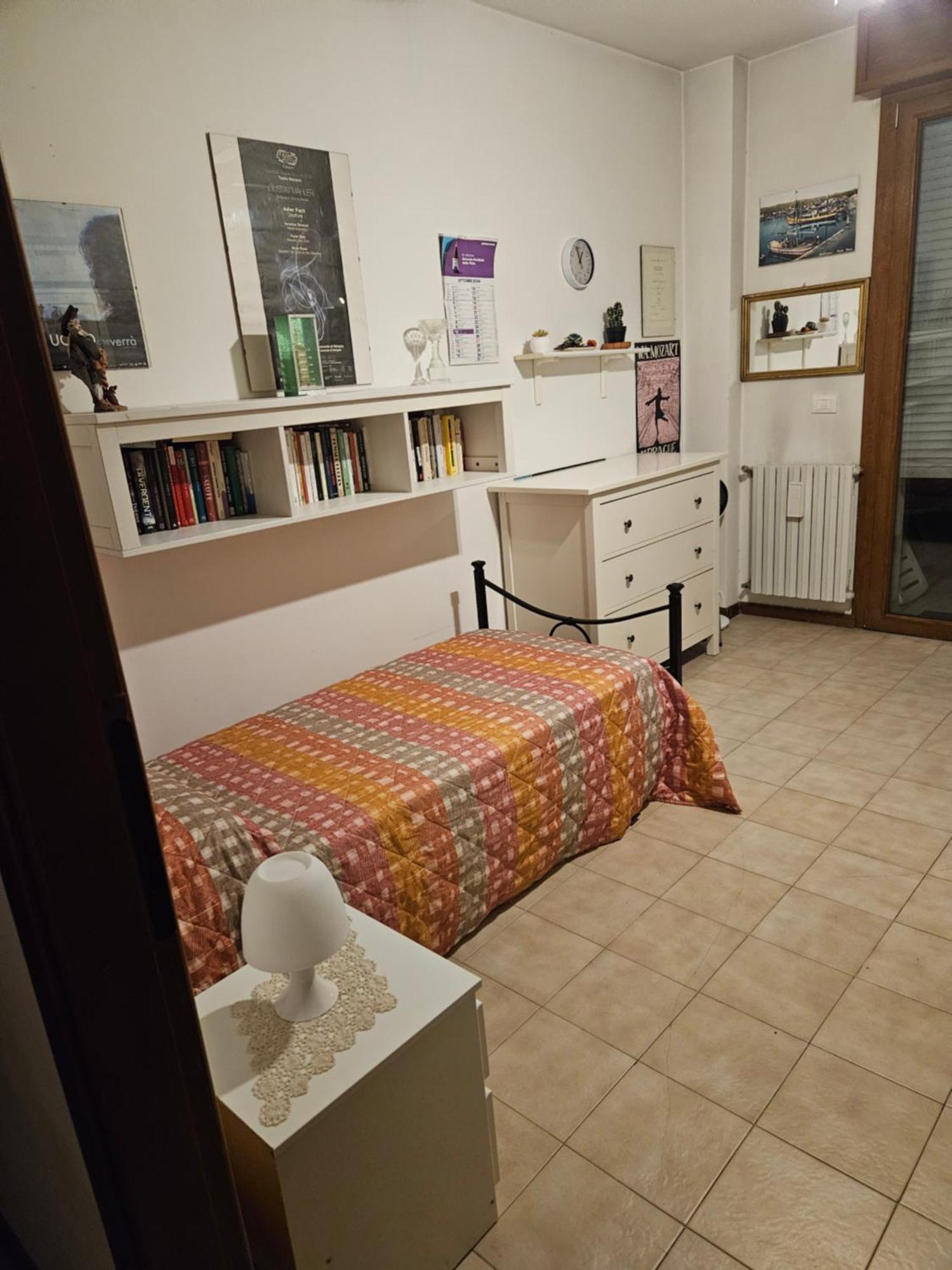 Stanza In Appartamento Privato Zona San Vitale 볼로냐 외부 사진