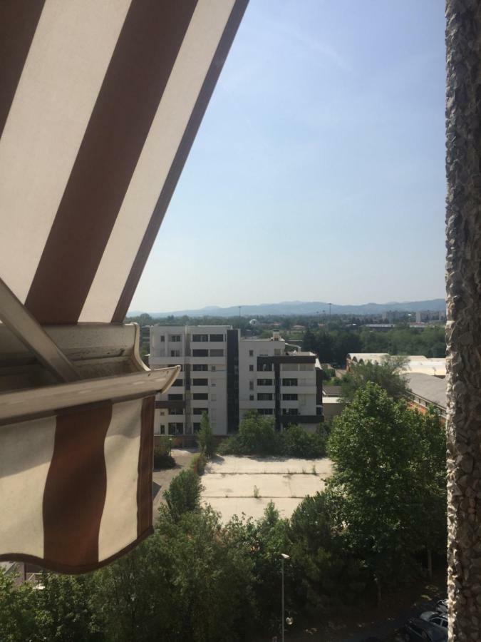Stanza In Appartamento Privato Zona San Vitale 볼로냐 외부 사진